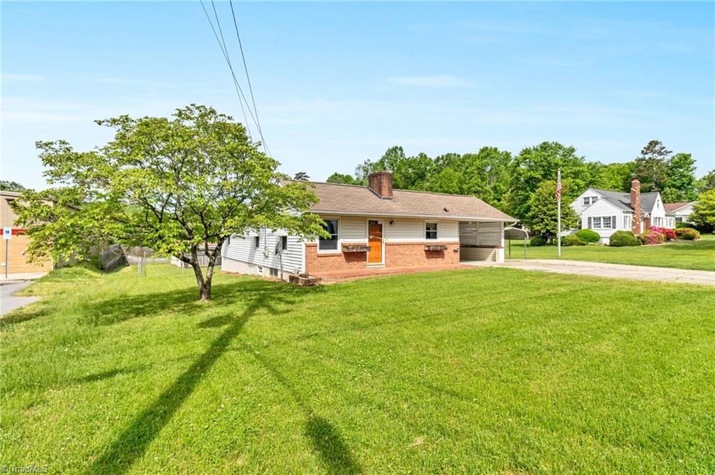 4186 Ebert Road Winston-Salem, NC 27127 - Photo 3 of 29 Gallery Image 3