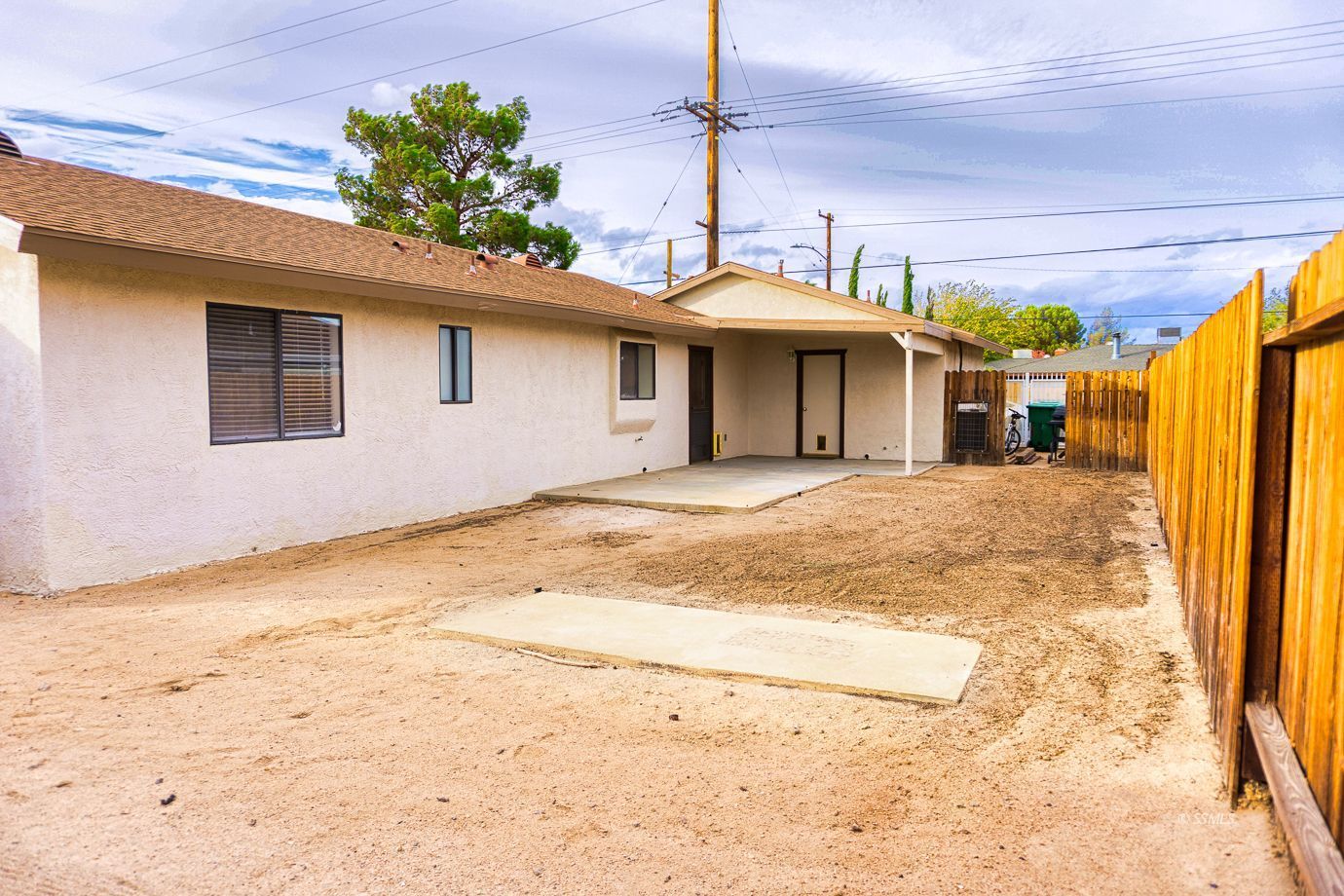 825 East Church Avenue Ridgecrest, CA 93555 - Photo 2 of 17