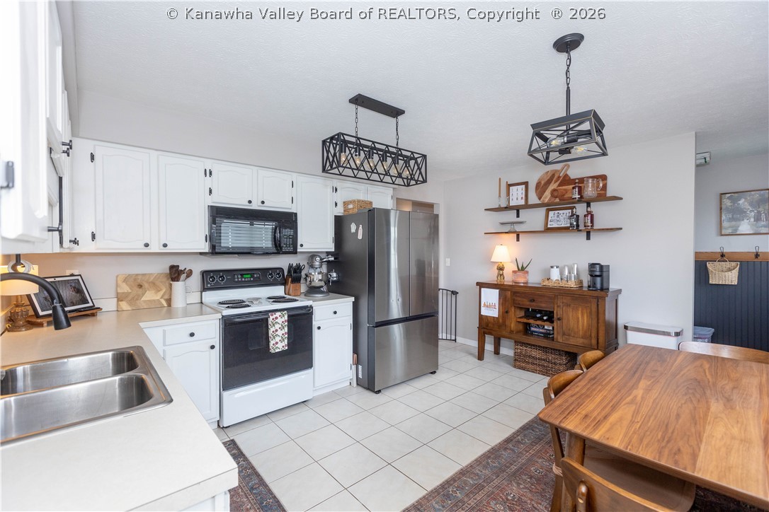 6094 Rocky Step Road Winfield, WV 25213 - Photo 17 of 50 Gallery Image 17