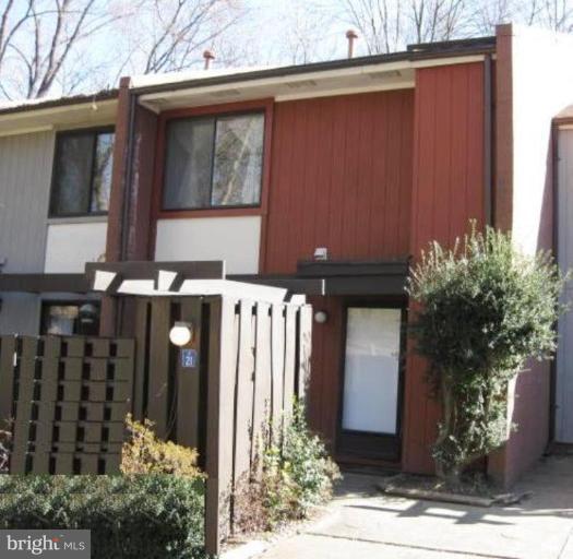 1321 Northgate Square Reston, VA 20190 - Photo 1 of 27 Exterior (Main)
