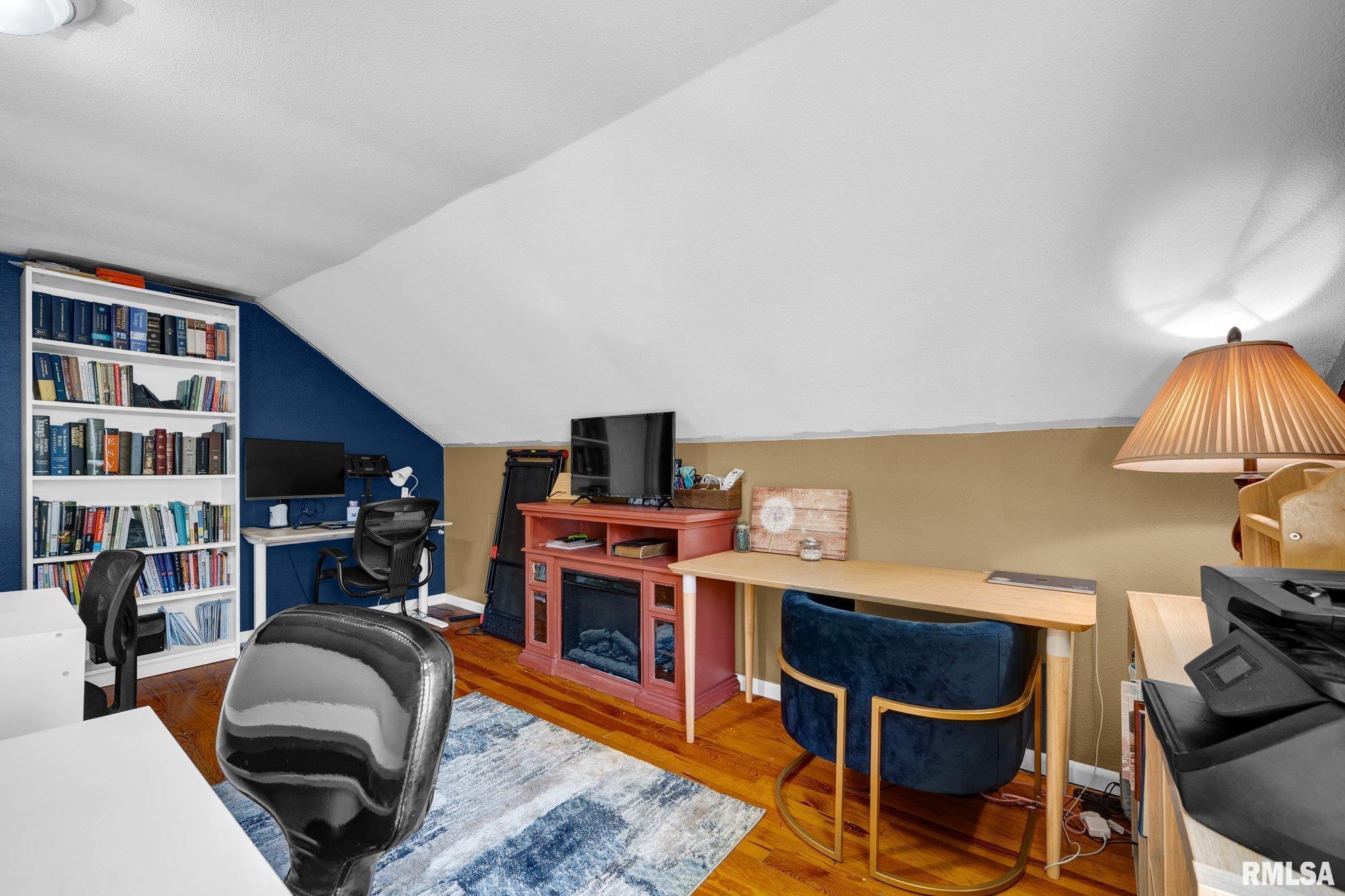 1004 Springfield Road East Peoria, IL 61611 - Photo 18 of 30