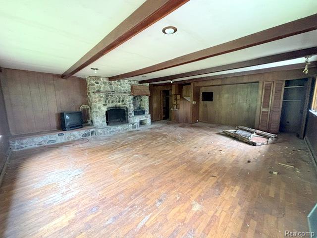 10725 Converse Road Fowlerville, MI 48836 - Photo 15 of 16 Family room