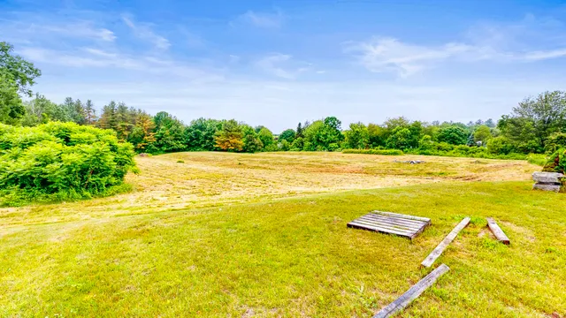 $759,900 | 486 Webbs Mills Road, Raymond, ME 04071