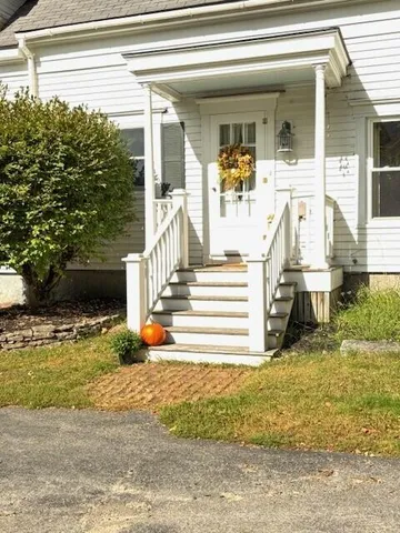 $759,900 | 486 Webbs Mills Road, Raymond, ME 04071