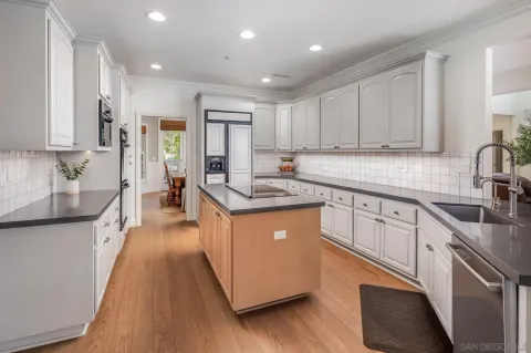 $2,395,000 | 2035-41 Mango Glen, Vista, CA 92084