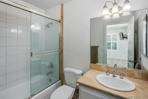 $2,395,000 | 2035-41 Mango Glen, Vista, CA 92084