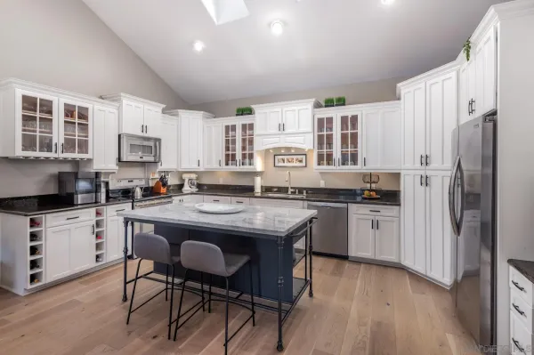 $2,395,000 | 2035-41 Mango Glen, Vista, CA 92084