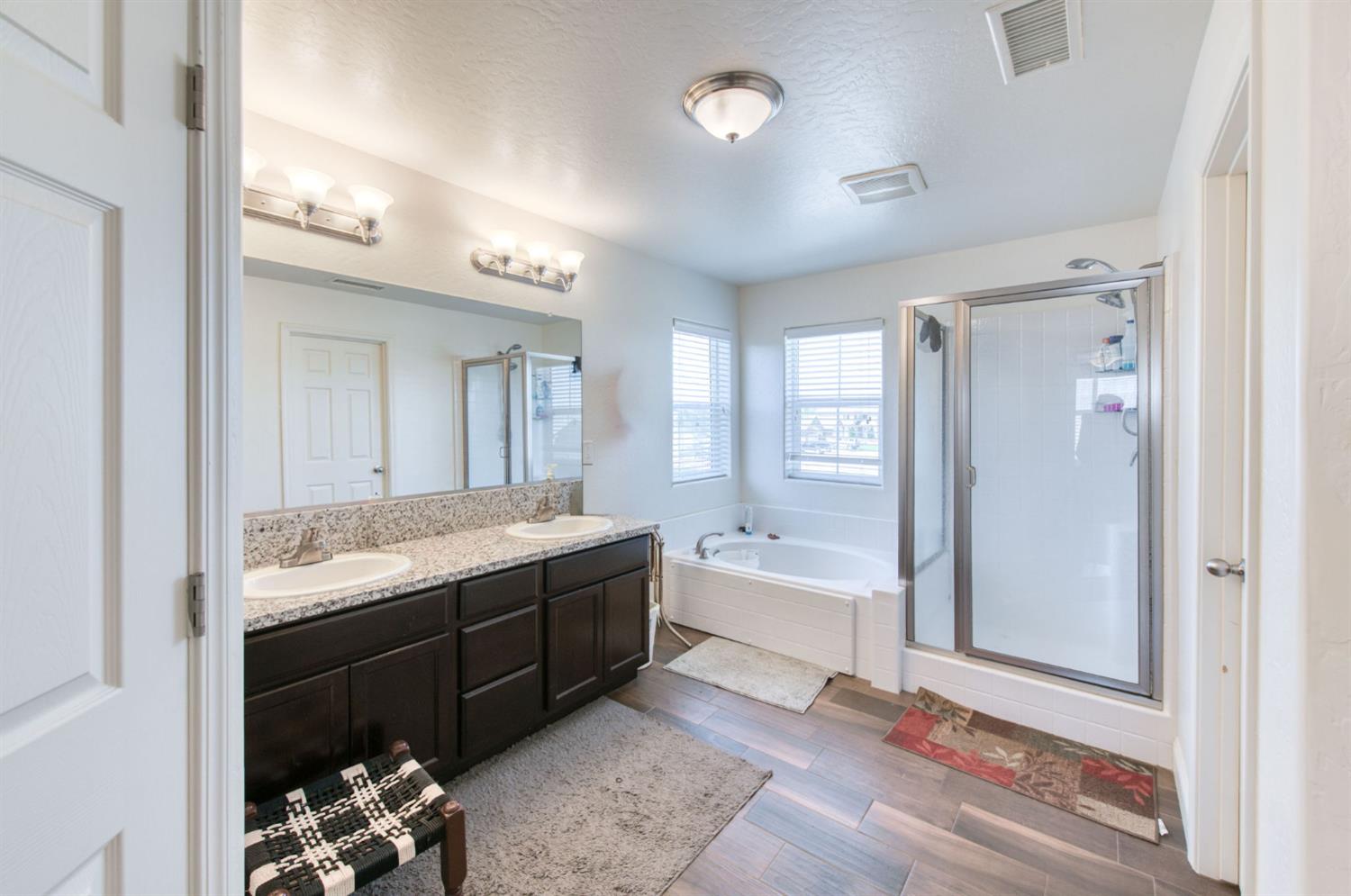 1732 Cleveland Street Selma, CA 93662 - Photo 27 of 35