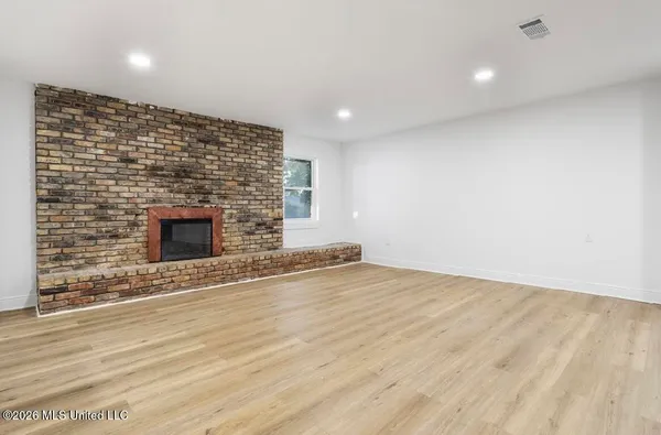 $309,900 | 4024 Castenera Avenue, Moss Point, MS 39563