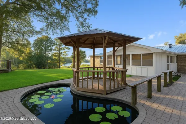 $309,900 | 4024 Castenera Avenue, Moss Point, MS 39563