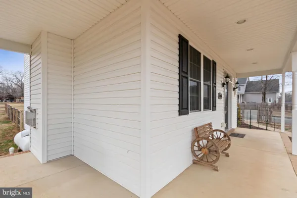 a view of front door and porch