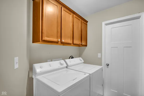$325,000 | 5961 Moonlight Court, Seymour, IN 47274