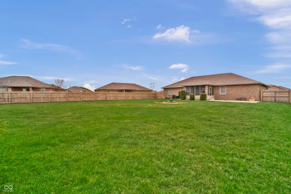 $325,000 | 5961 Moonlight Court, Seymour, IN 47274