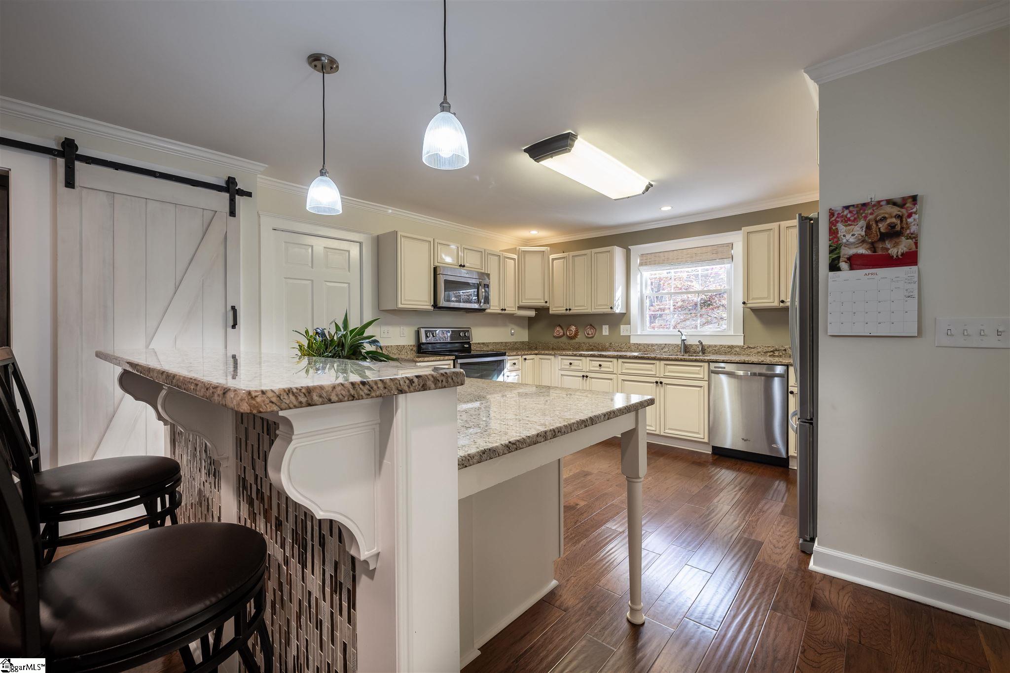 203 Blue Ridge Drive Greer, SC 29651 - Photo 14 of 32