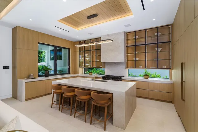 $11,500,000 | 6107 North Ocean Boulevard, Ocean Ridge, FL 33435