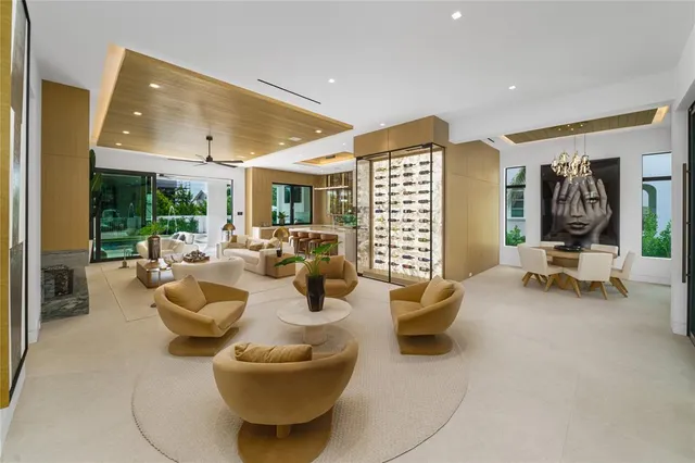 $11,500,000 | 6107 North Ocean Boulevard, Ocean Ridge, FL 33435