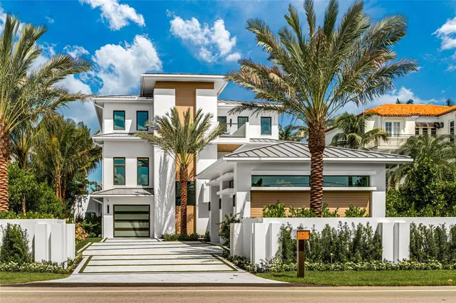 $11,500,000 | 6107 North Ocean Boulevard, Ocean Ridge, FL 33435