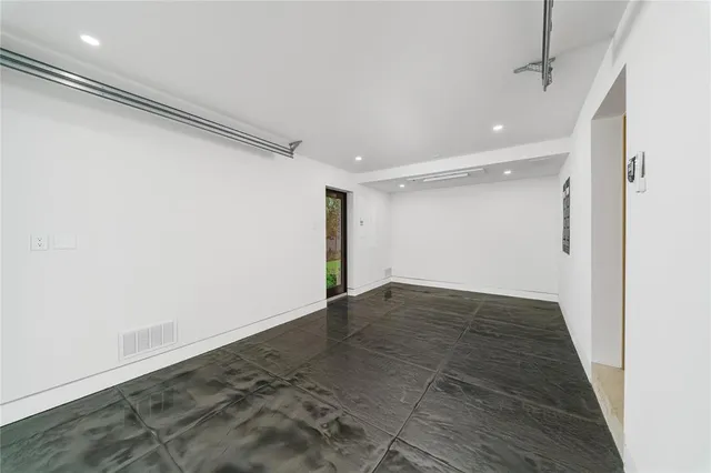 $11,500,000 | 6107 North Ocean Boulevard, Ocean Ridge, FL 33435