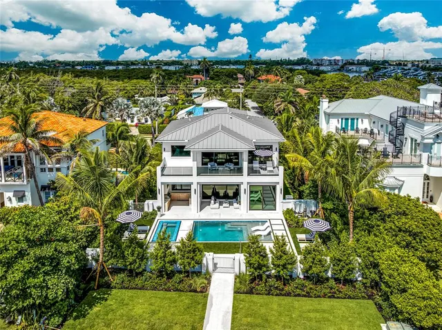 $11,500,000 | 6107 North Ocean Boulevard, Ocean Ridge, FL 33435