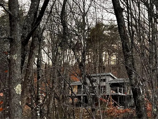 $615,000 | 45 Walker Hill Road, Ossipee, NH 03864
