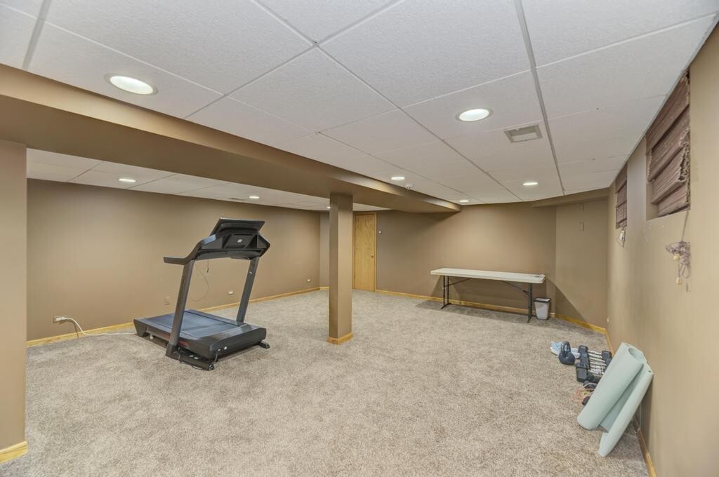1499 Sheridan Road Highland Park, IL 60035 - Photo 71 of 87