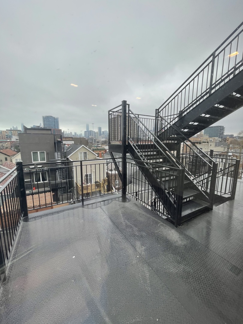 719 North Elizabeth Street, Unit 2 Chicago, IL 60642 - Photo 26 of 27