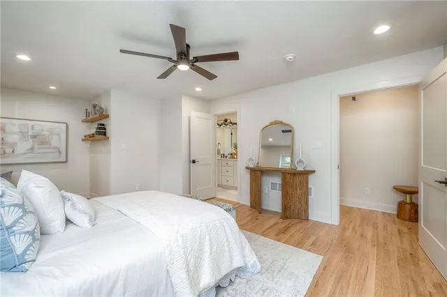 $1,199,995 | 10314 Sagamore Lane, Leawood, KS 66206