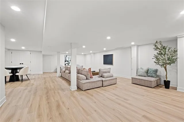 $1,199,995 | 10314 Sagamore Lane, Leawood, KS 66206