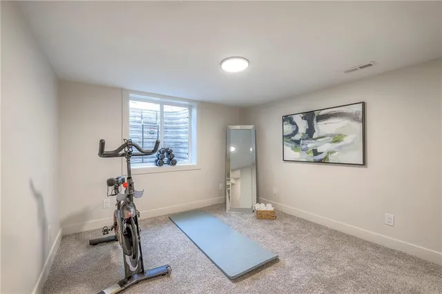 $1,199,995 | 10314 Sagamore Lane, Leawood, KS 66206