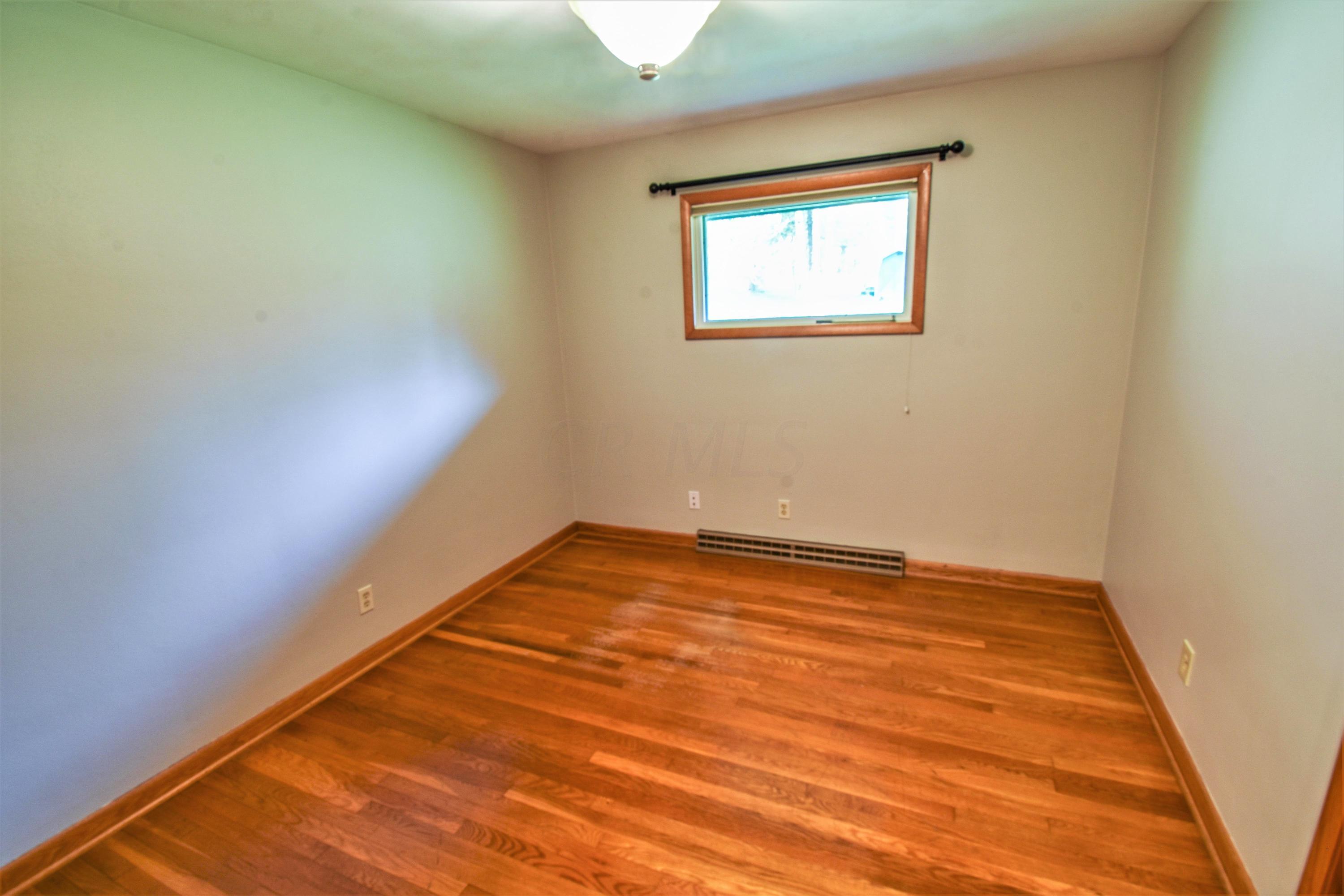 3199 Sharon Valley Road Northeast Newark, OH 43055 - Photo 15 of 23