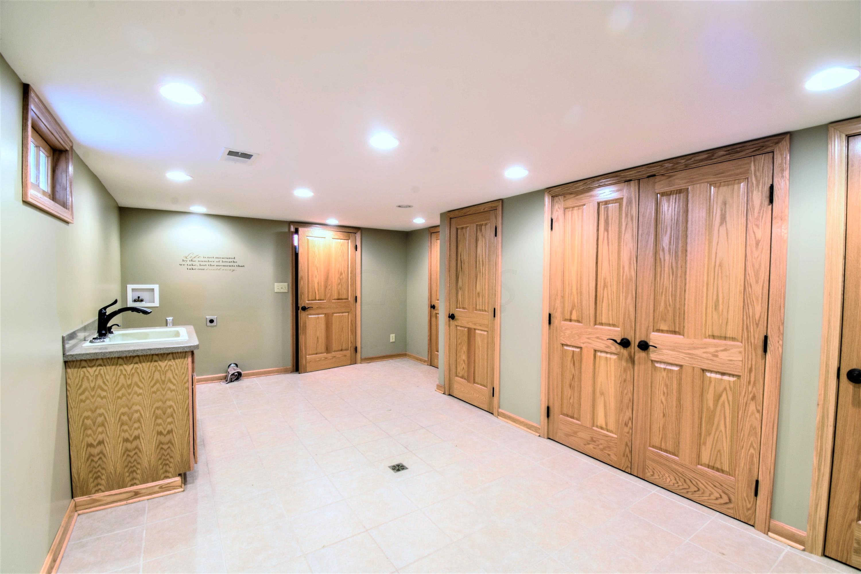 3199 Sharon Valley Road Northeast Newark, OH 43055 - Photo 16 of 23