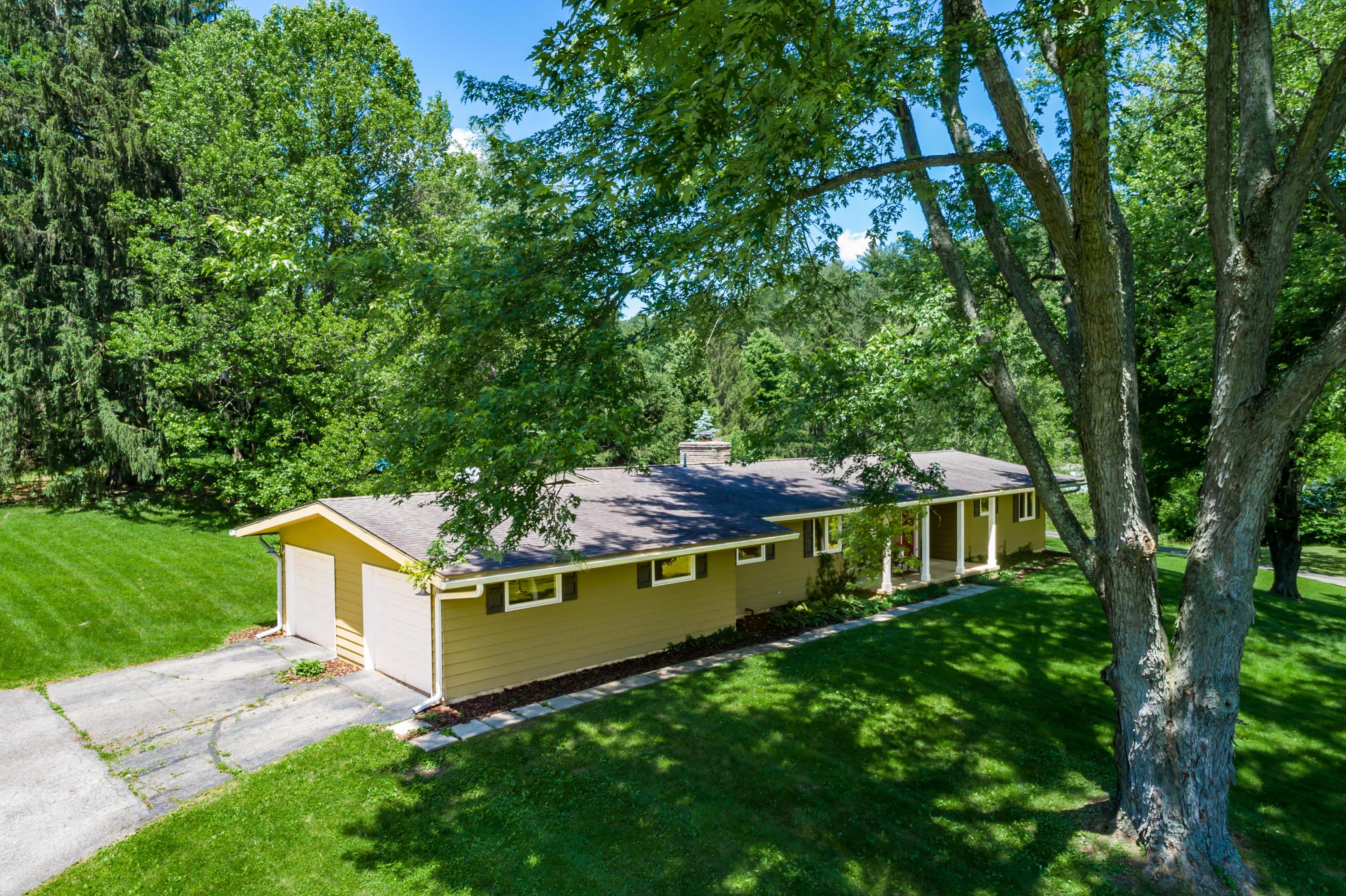 3199 Sharon Valley Road Northeast Newark, OH 43055 - Photo 2 of 23