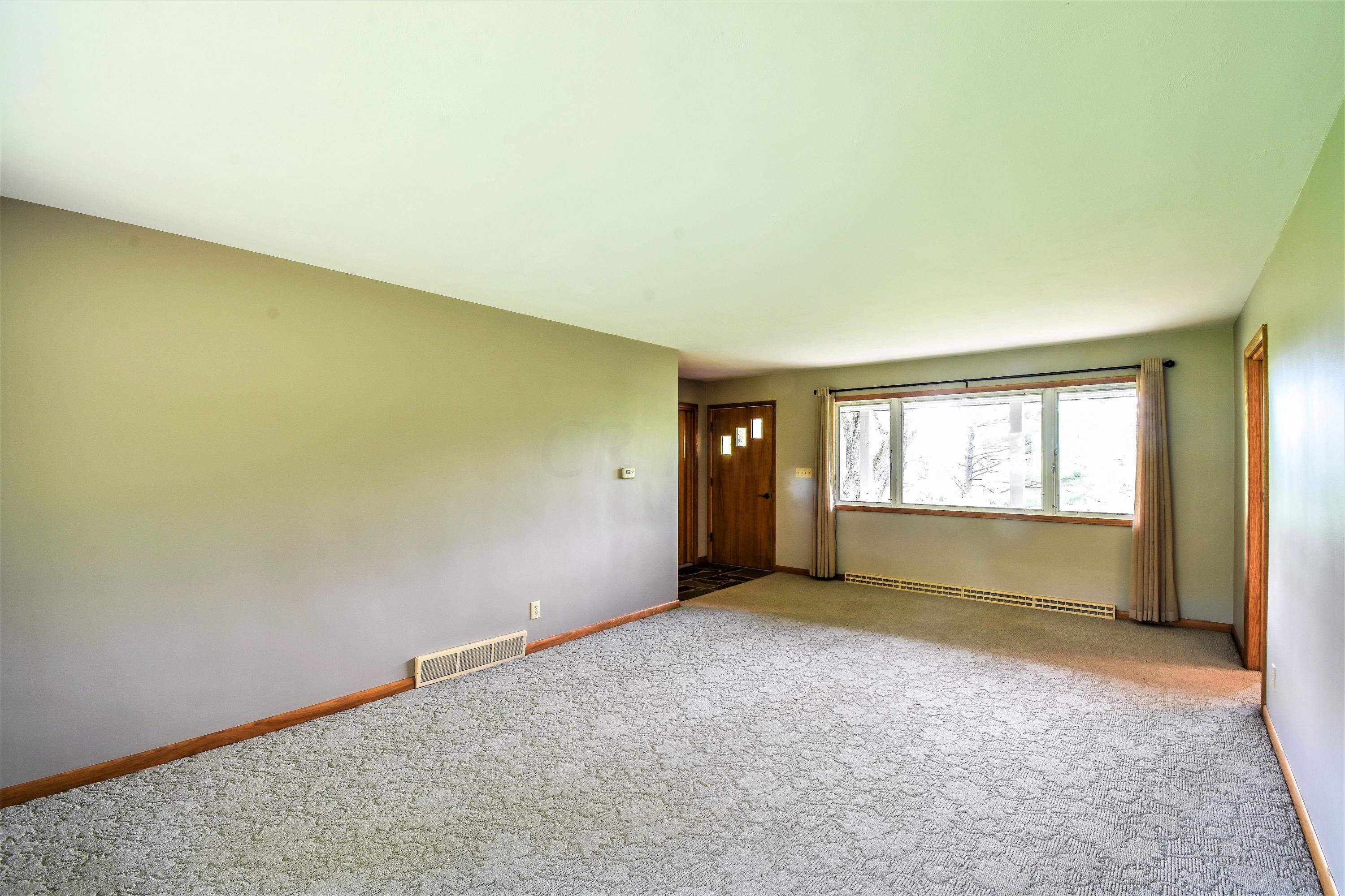 3199 Sharon Valley Road Northeast Newark, OH 43055 - Photo 7 of 23