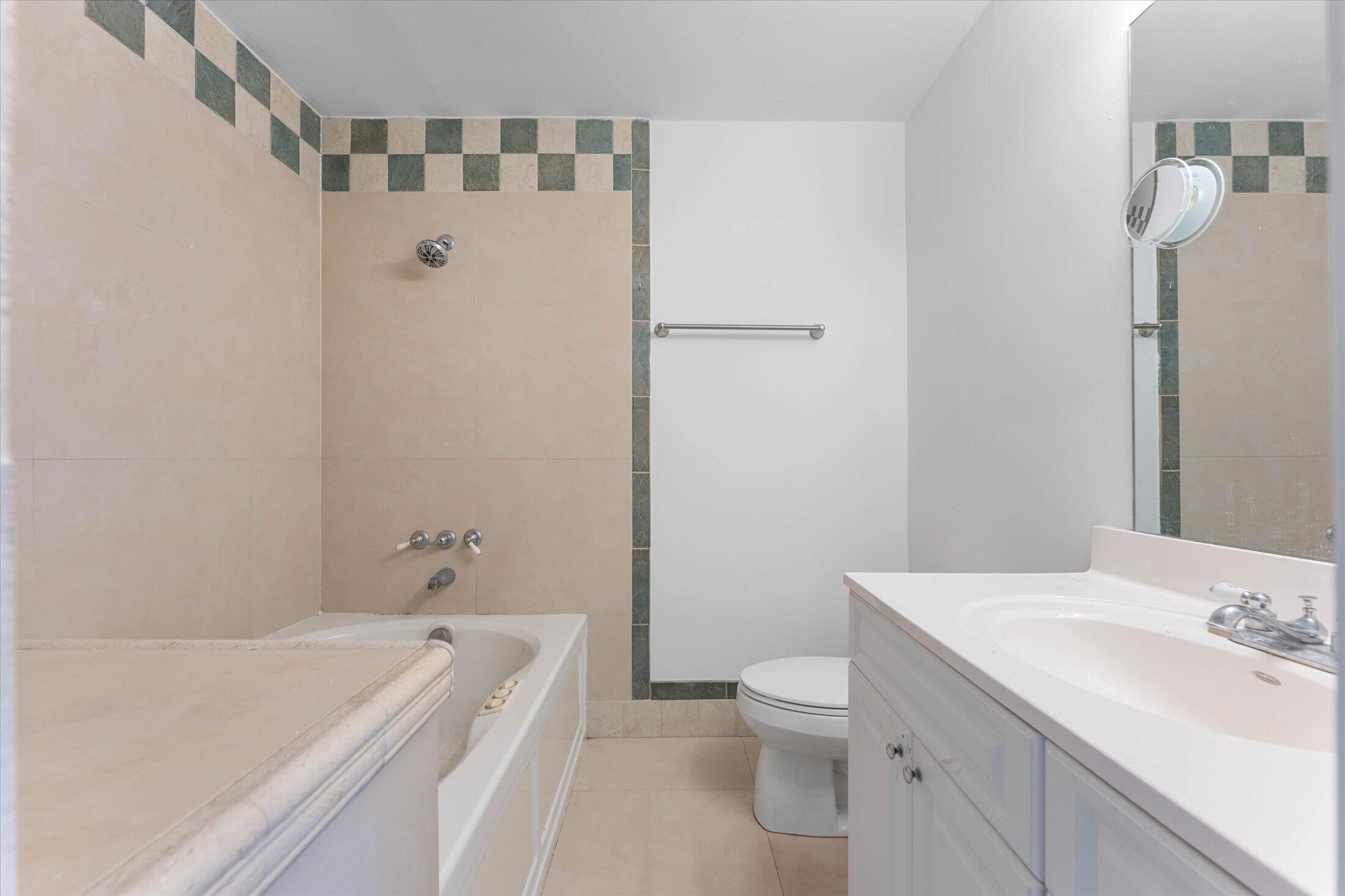 7683 Courtyard Run West Boca Raton, FL 33433 - Photo 23 of 30 23-7683 Courtyard Run W, Boca Raton-24