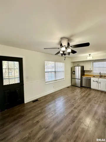 $169,000 | 2004 Plum Street, Jacksonville, IL 62650