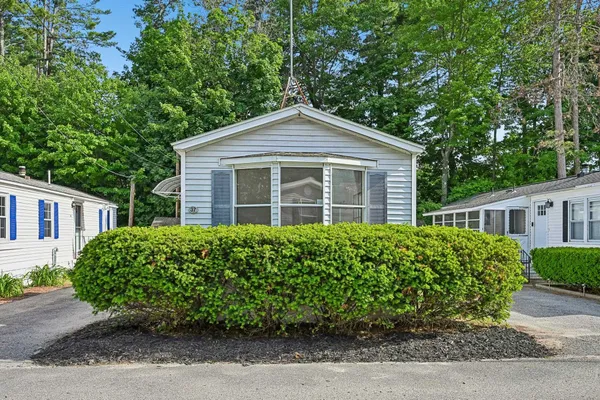 $145,000 | 37 Thistle Way, Manchester, NH 03109