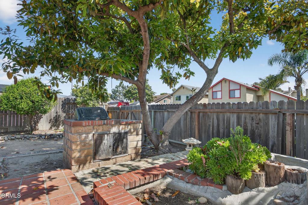 901 Indigo Place Oxnard, CA 93036 - Photo 29 of 38