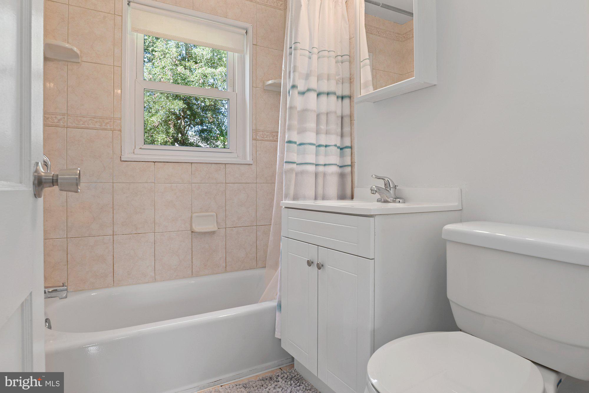 7206 Annapolis Road Hyattsville, MD 20784 - Photo 19 of 25 Gallery Image 19