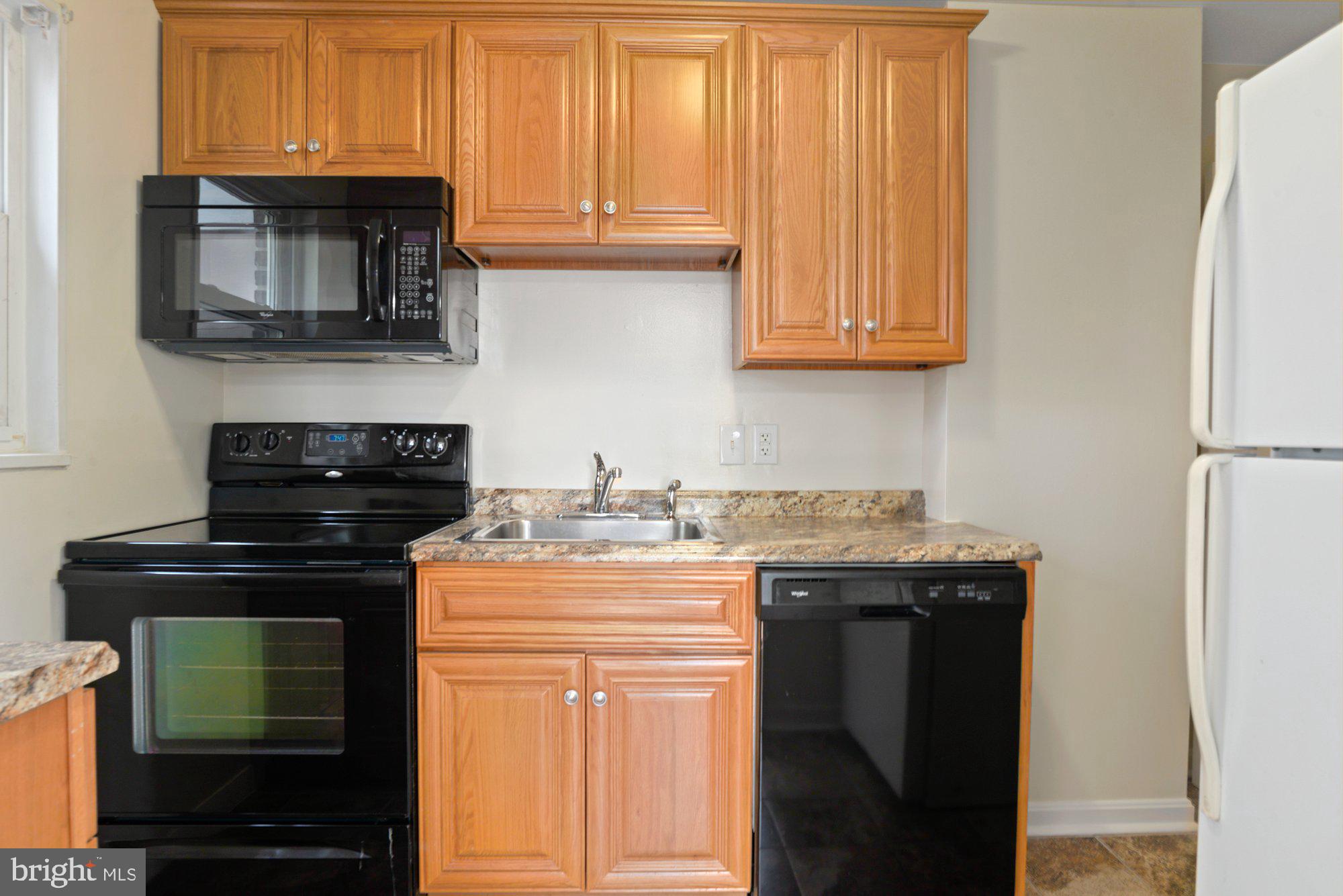 7206 Annapolis Road Hyattsville, MD 20784 - Photo 9 of 25 Gallery Image 9