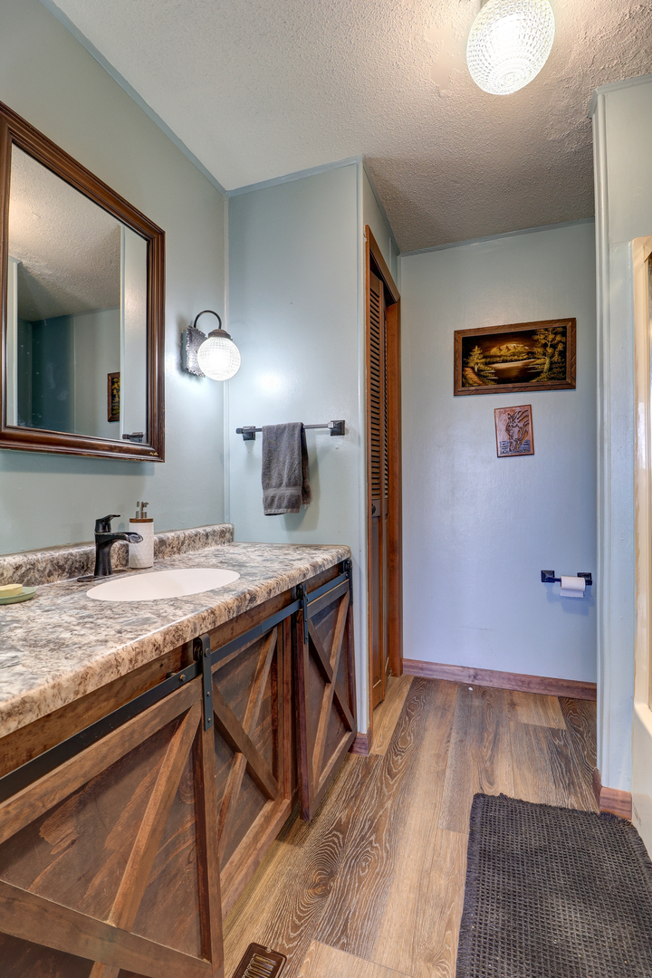 404 North Main Coleta, IL 61081 - Photo 13 of 30