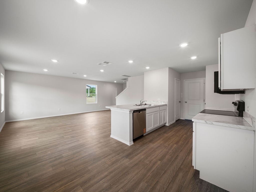 228 Stoney Ridge Lufkin, TX 75904 - Photo 7 of 25