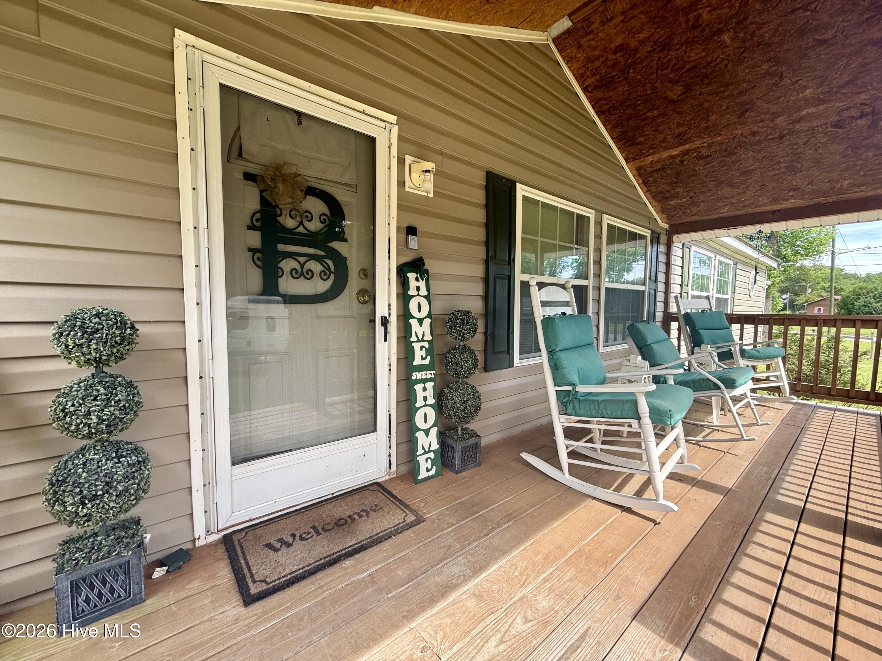 102 Belcher Road Williamston, NC 27892 - Photo 7 of 64 Front Porch