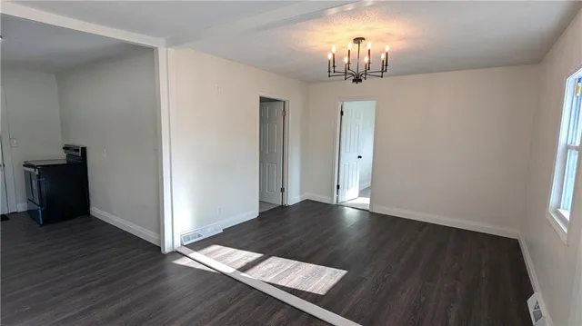 $185,000 | 3812 East 93rd Street, Kansas City, MO 64132