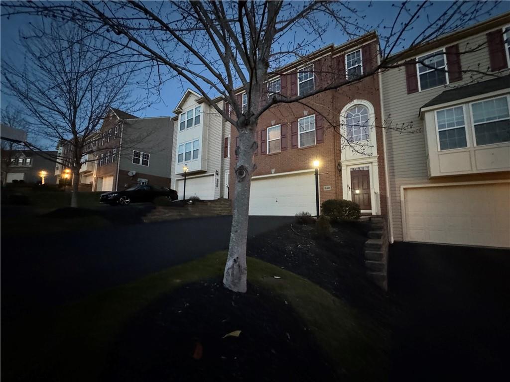 242 Maple Ridge Drive Canonsburg, PA 15317 - Photo 2 of 41 Gallery Image 2