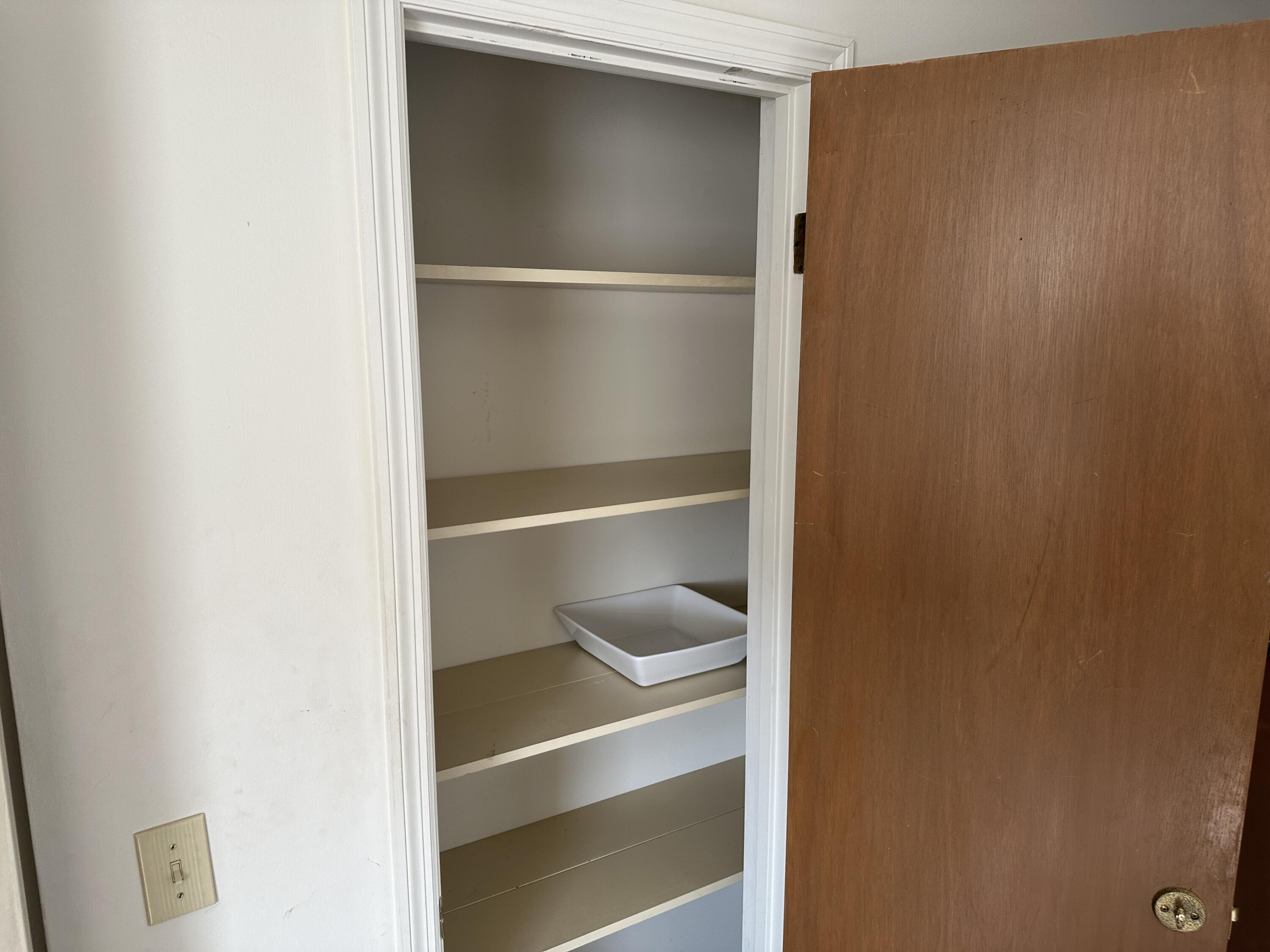 4314 Ringgold Road, Unit 4316A Chattanooga, TN 37412 - Photo 7 of 13 174B9F0B-6B68-4F8C-A2C8-98A2C9A12BB4