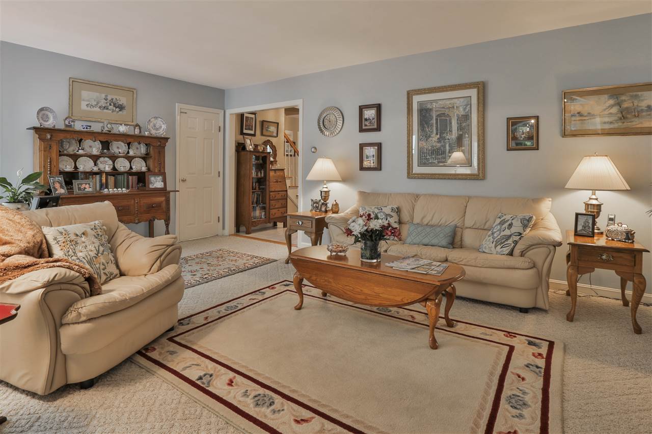 3 Hunters Road Bedford, NH 03110 - Photo 16 of 38 Gallery Image 16