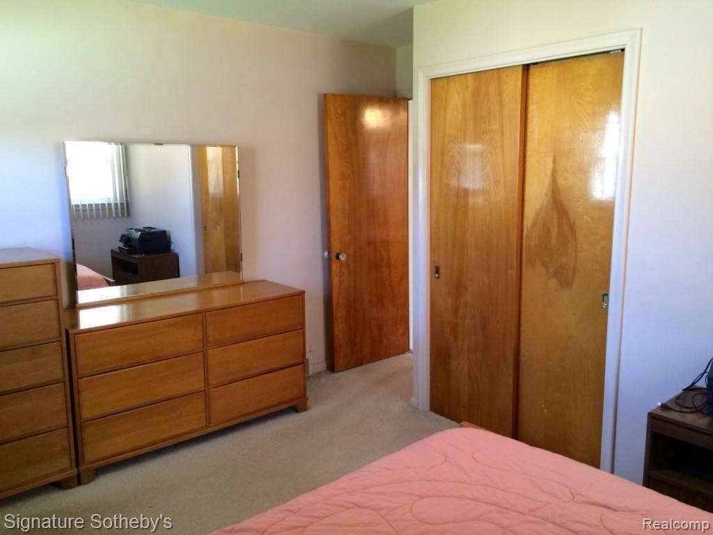 2595 Derby Road Troy, MI 48084 - Photo 11 of 20