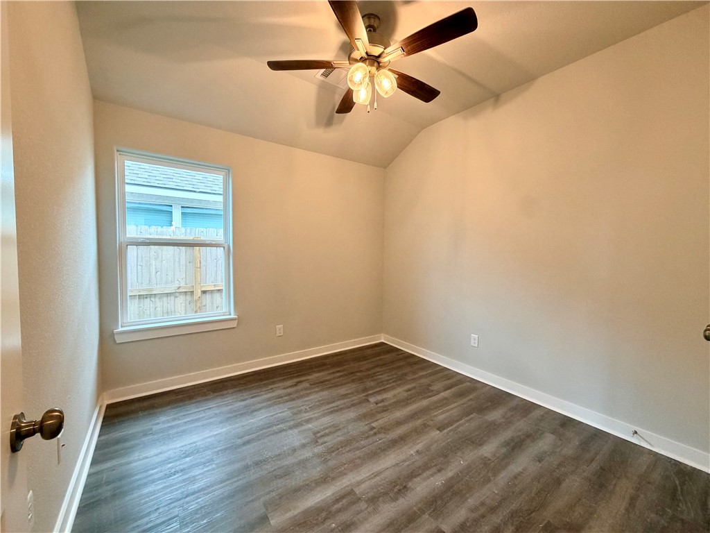2791 Messenger Way Bryan, TX 77803 - Photo 9 of 15