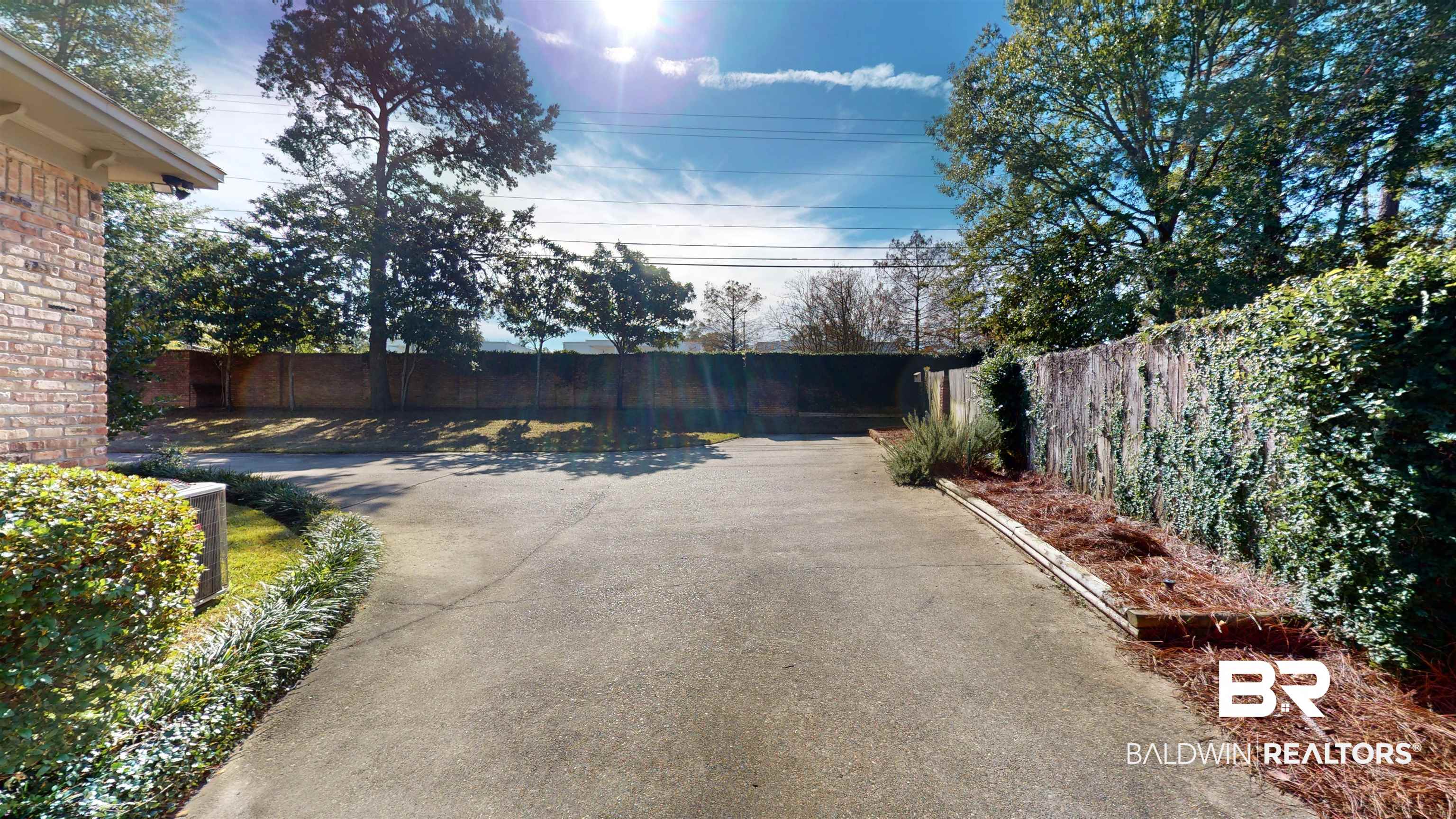 5865 Falls Church Road Mobile, AL 36608 - Photo 32 of 35