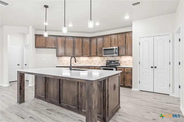 $449,999 | 8503 Kasen Avenue, Killeen, TX 76542